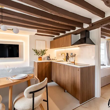 Super Central - Marais Designer One-Bedroom - Free Parking Paris Exterior photo