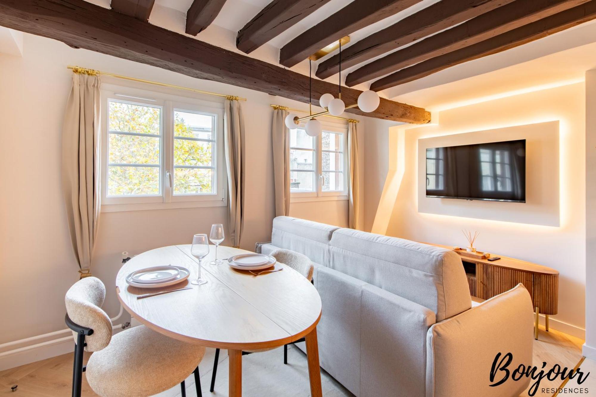 Super Central - Marais Designer One-Bedroom - Free Parking Apartamento